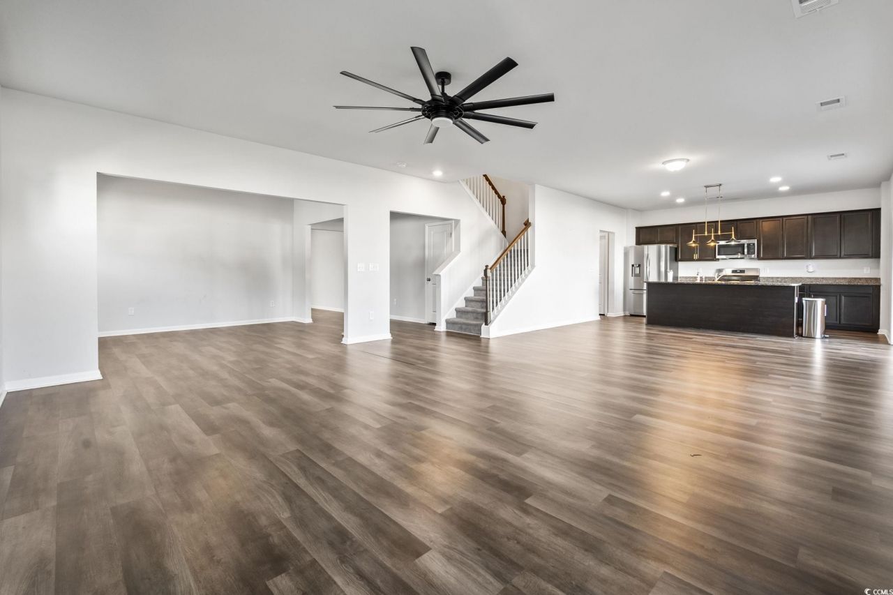 733 Lambeth Ln. Photo 10