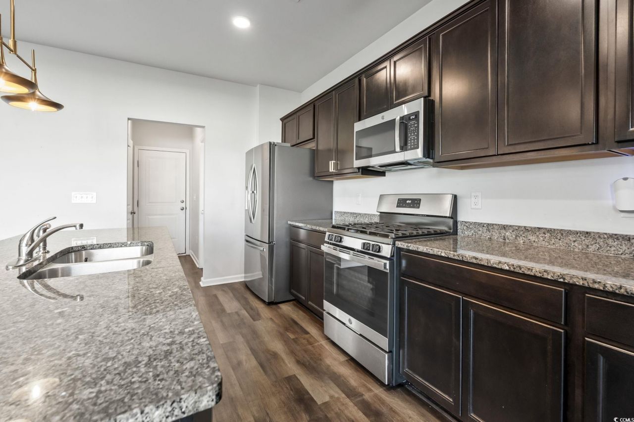 733 Lambeth Ln. Photo 15