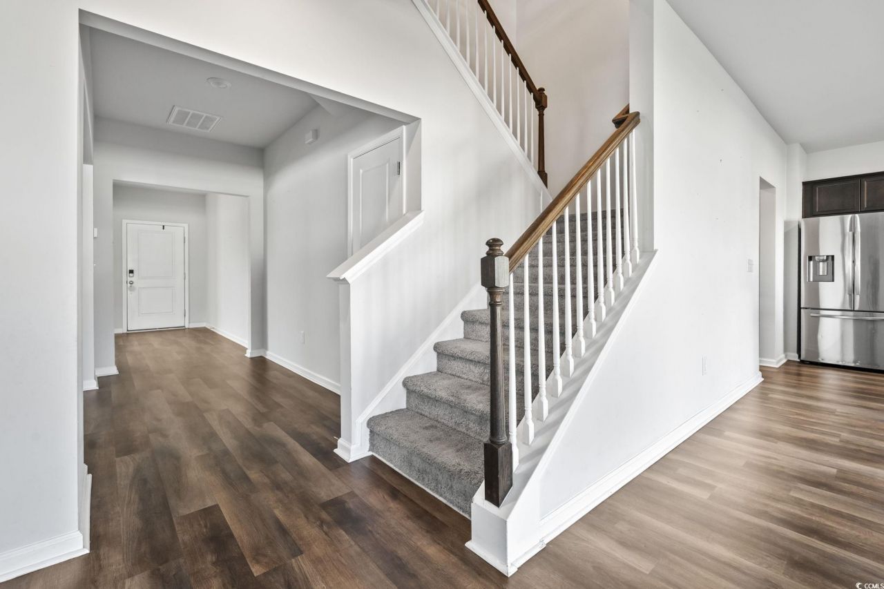 733 Lambeth Ln. Photo 7