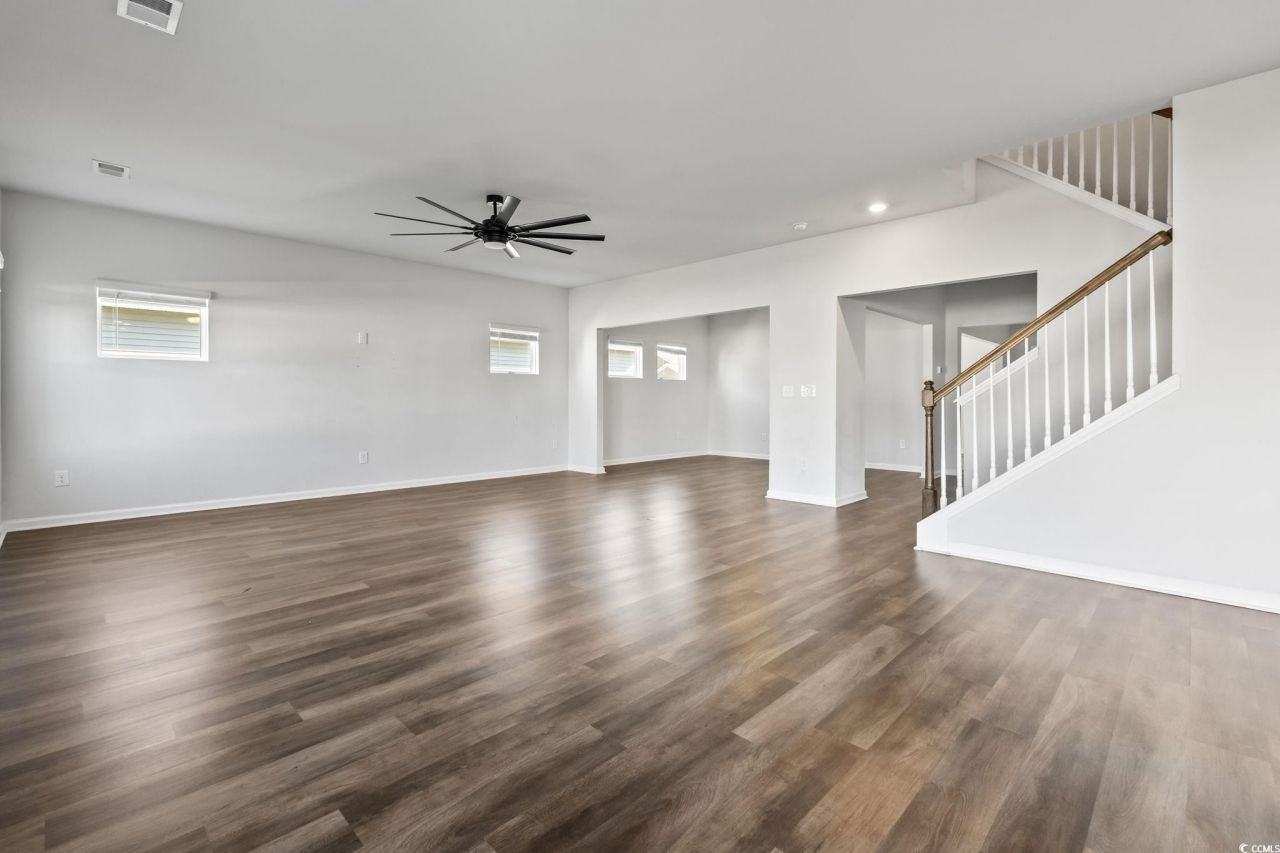 733 Lambeth Ln. Photo 9