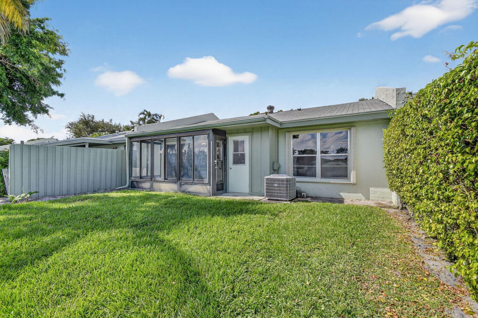 20 Camden Lane, Boynton Beach, FL 33426 Photo