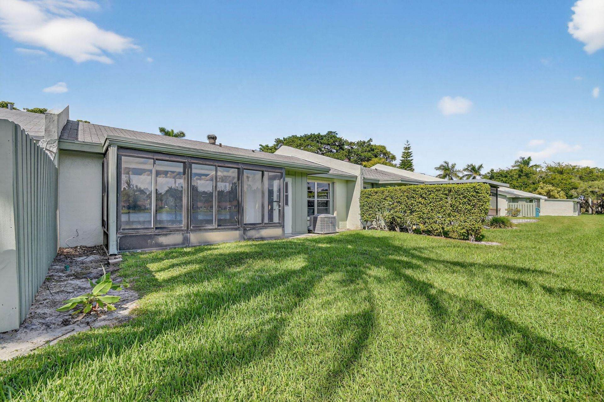 20 Camden Lane, Boynton Beach, FL 33426 Photo