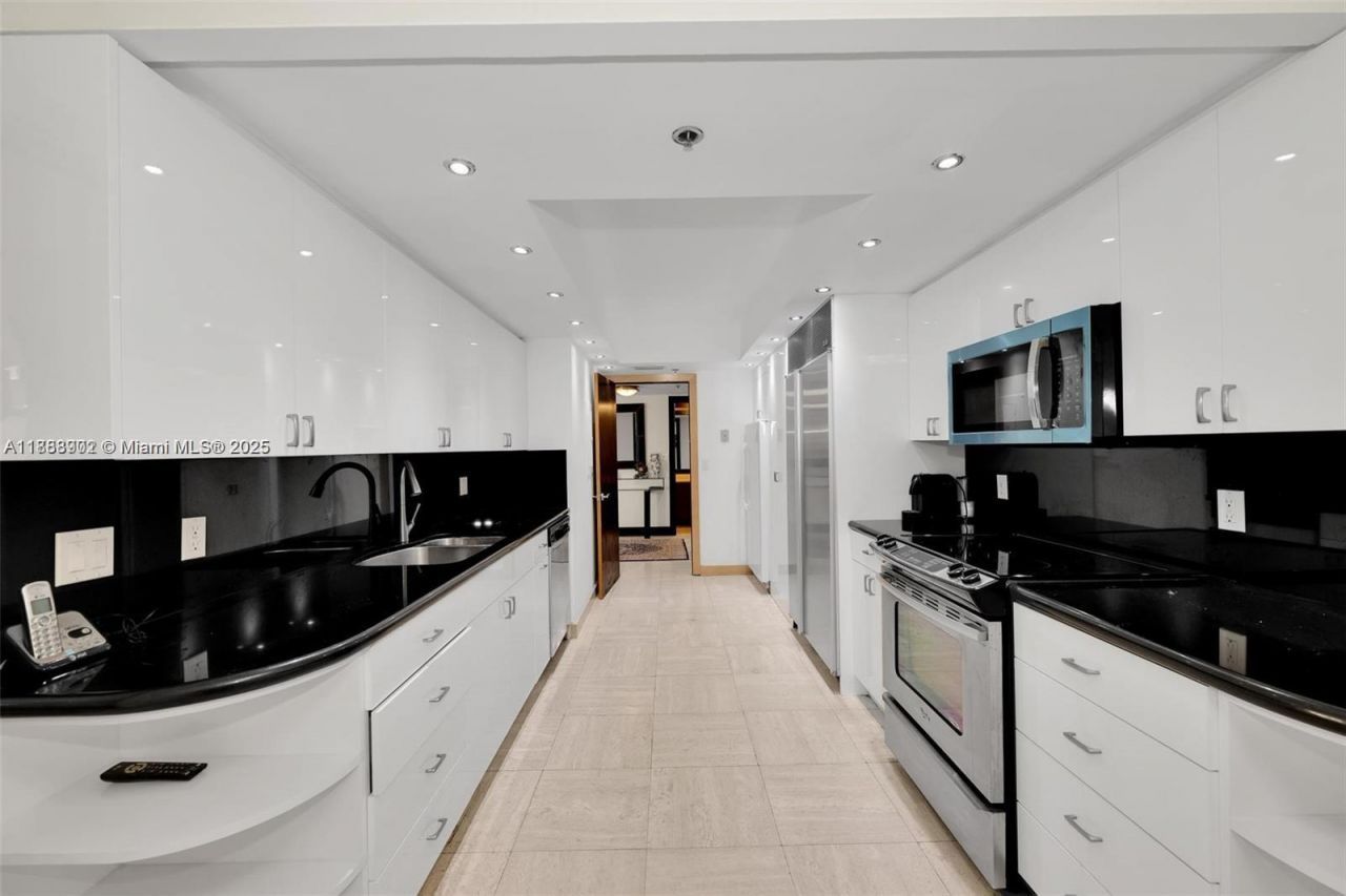 10175 Collins Ave, Unit 1104, Bal Harbour, FL 33154 Photo