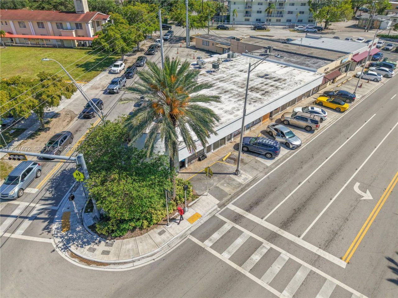 12985 W Dixie Hwy, North Miami, FL 33161 Photo