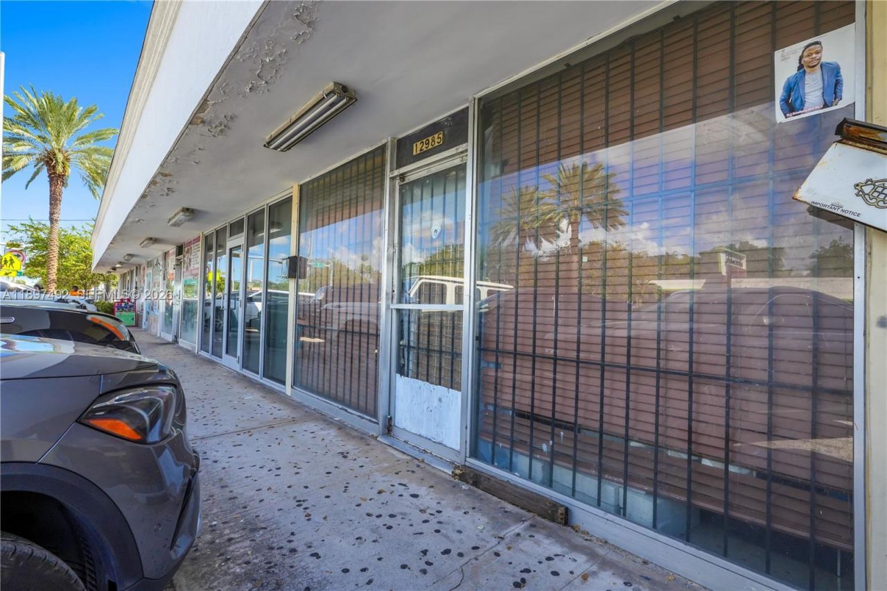 12985 W Dixie Hwy, North Miami, FL 33161 Photo
