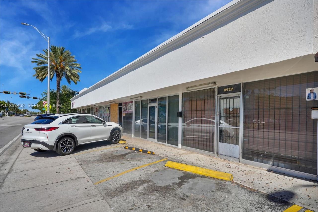 12985 W Dixie Hwy, North Miami, FL 33161 Photo