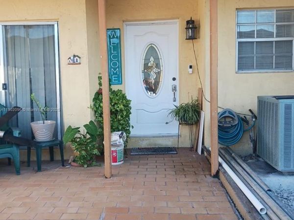 8340 SW 154th Ave, Unit 63, Miami, FL 33193