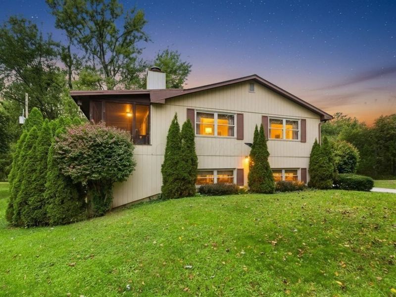 6834 Cedar Brook Glen, New Albany, OH 43054 Photo 1