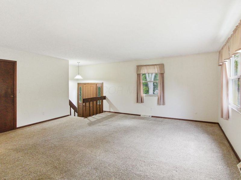 6834 Cedar Brook Glen, New Albany, OH 43054 Photo 4