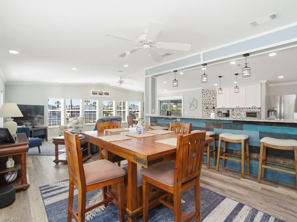 17550 Canal Cove Ct, Fort Myers Beach, FL 33931 Photo