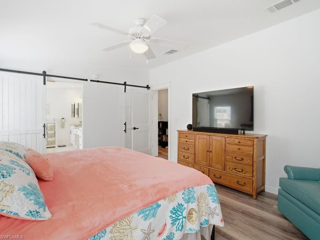 17550 Canal Cove Ct, Fort Myers Beach, FL 33931 Photo