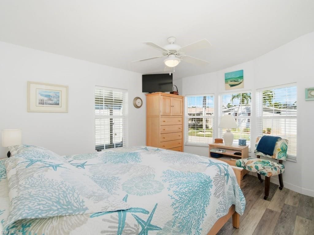 17550 Canal Cove Ct, Fort Myers Beach, FL 33931 Photo