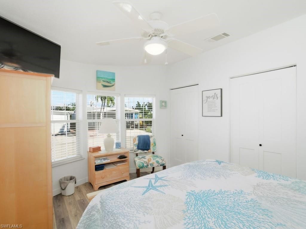 17550 Canal Cove Ct, Fort Myers Beach, FL 33931 Photo