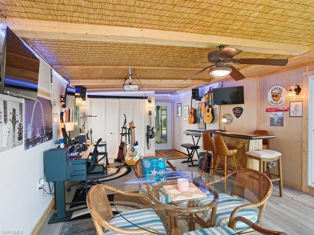 17550 Canal Cove Ct, Fort Myers Beach, FL 33931 Photo