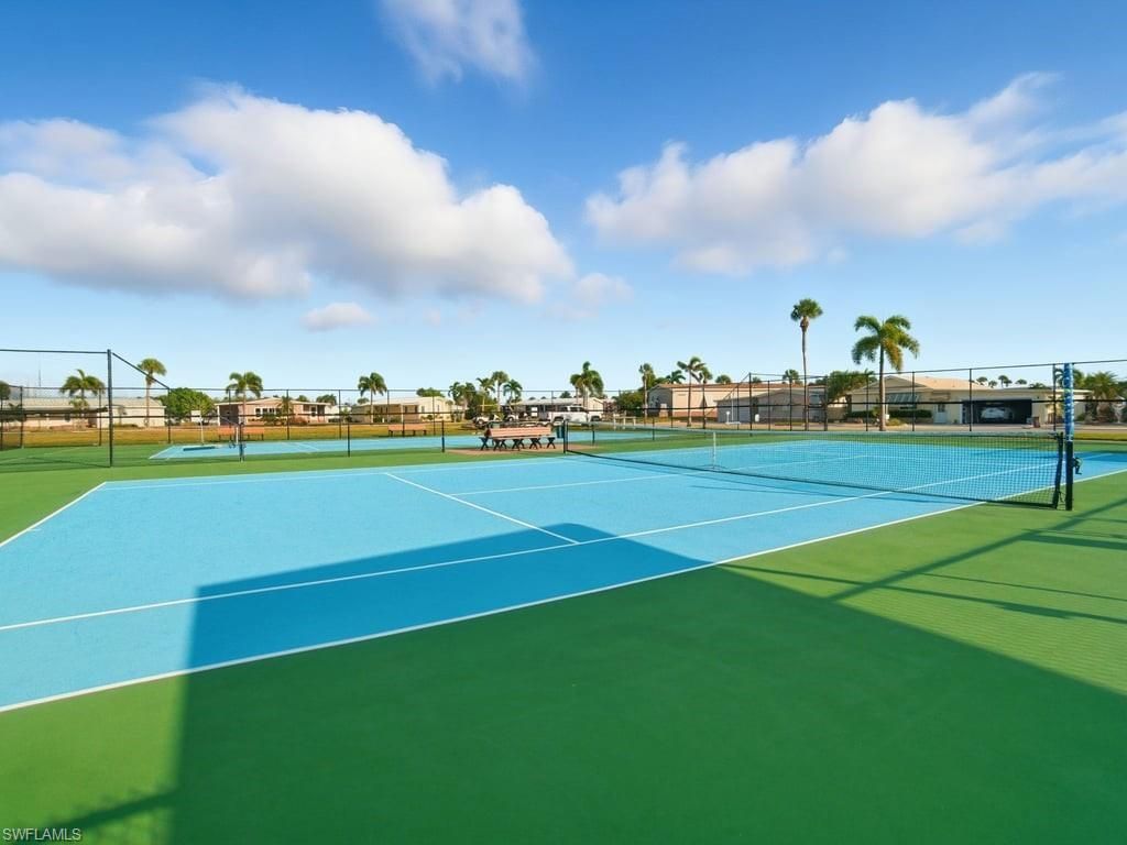 17550 Canal Cove Ct, Fort Myers Beach, FL 33931 Photo