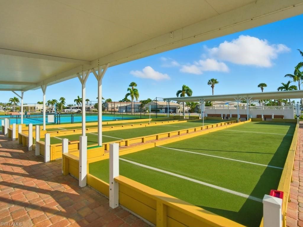 17550 Canal Cove Ct, Fort Myers Beach, FL 33931 Photo