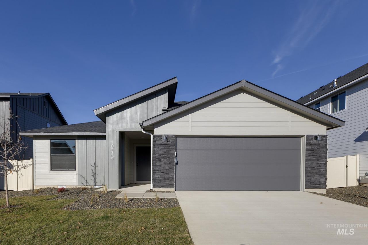 10546 W Teratai St, Star, ID 83669 Main Photo