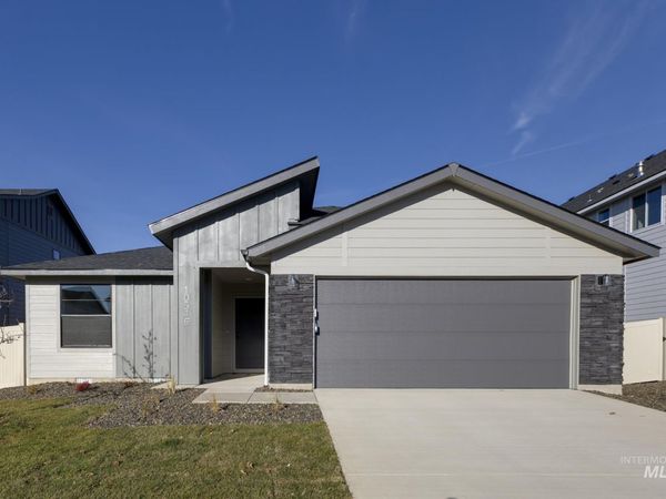 10546 W Teratai St, Star, ID 83669