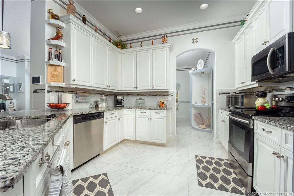 1757 SW Alberca Lane, Port Saint Lucie, FL 34953 Photo