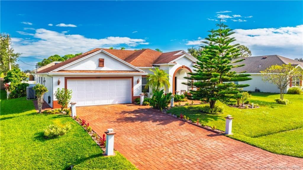 1757 SW Alberca Lane, Port Saint Lucie, FL 34953 Photo