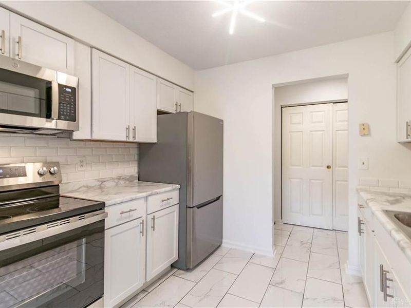 2200 Augusta Boulevard, Unit 122, Fairfield, OH 45240 Photo 4