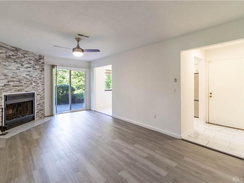 2200 Augusta Boulevard, Unit 122, Fairfield, OH 45240 Photo 8