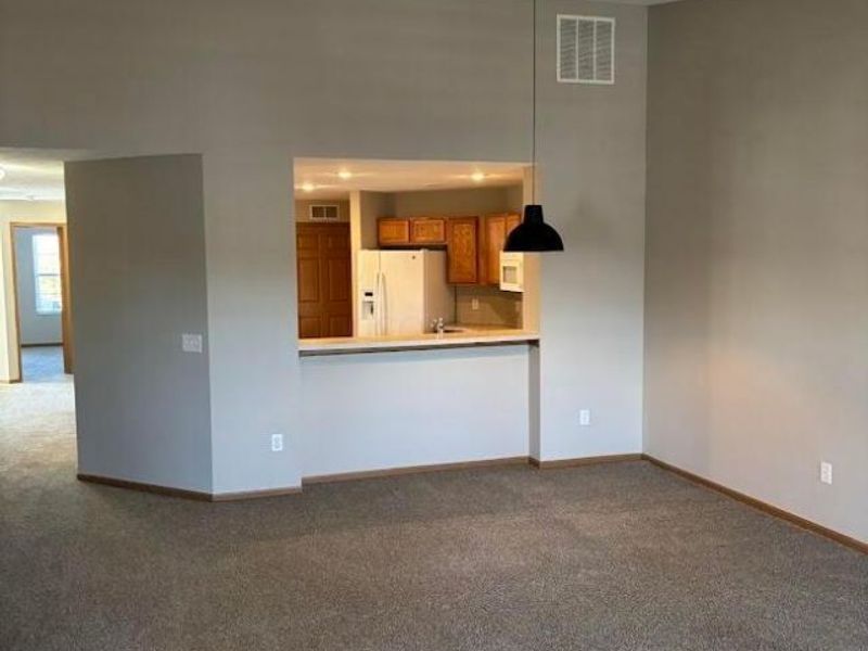 5396 Nottinghamshire Lane, Westerville, OH 43082 Photo 2