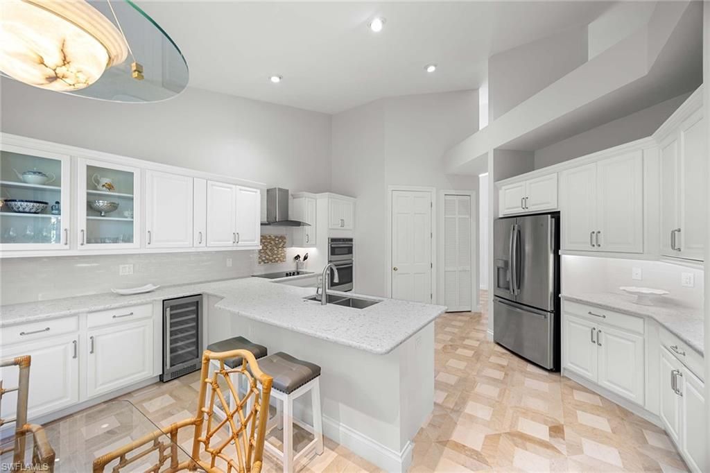 265 Colonade Cir, Unit 2703, Naples, FL 34103 Photo