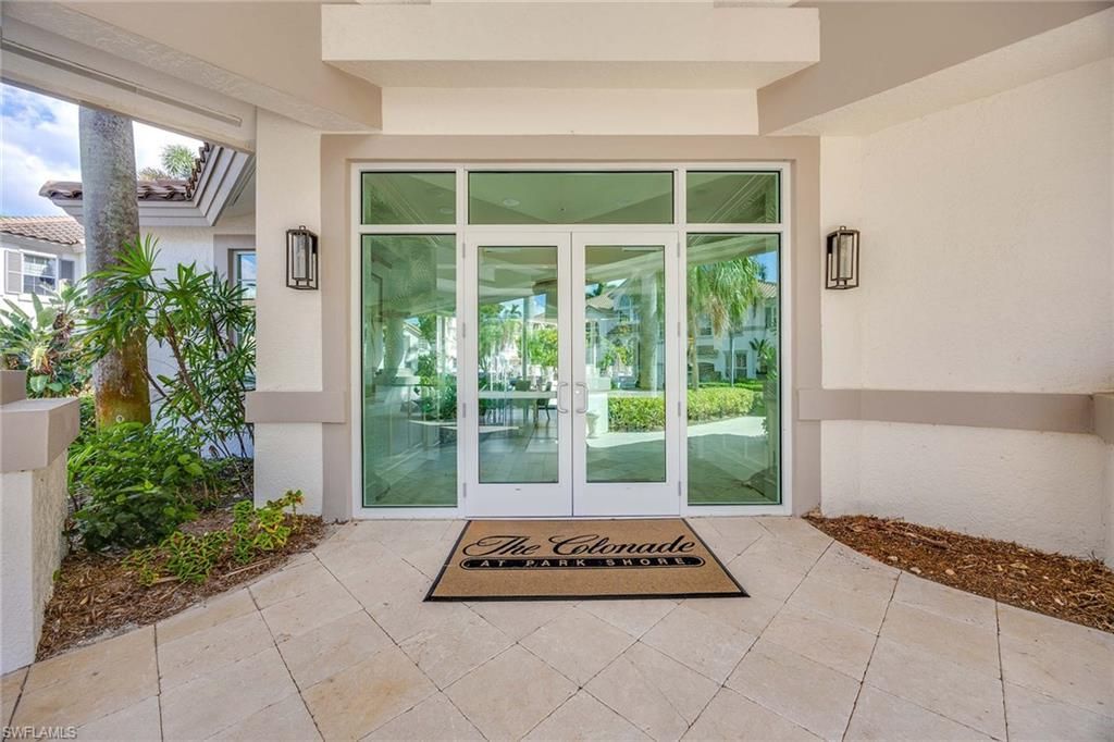 265 Colonade Cir, Unit 2703, Naples, FL 34103 Photo