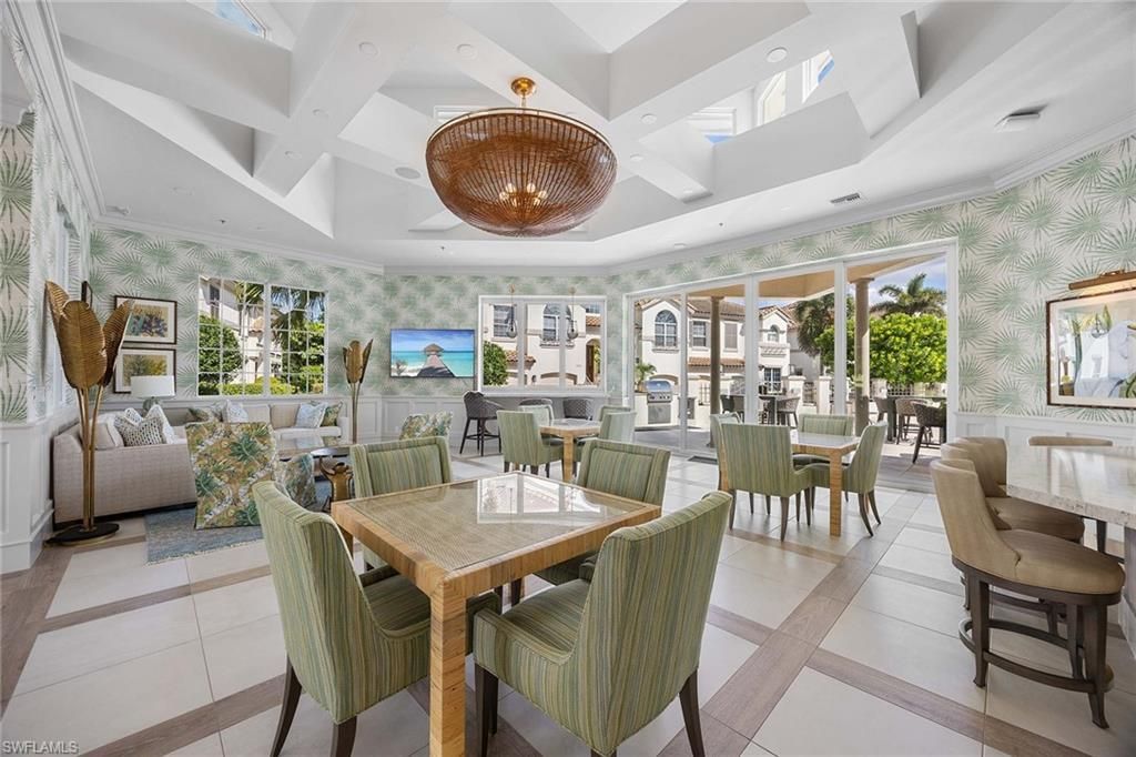 265 Colonade Cir, Unit 2703, Naples, FL 34103 Photo