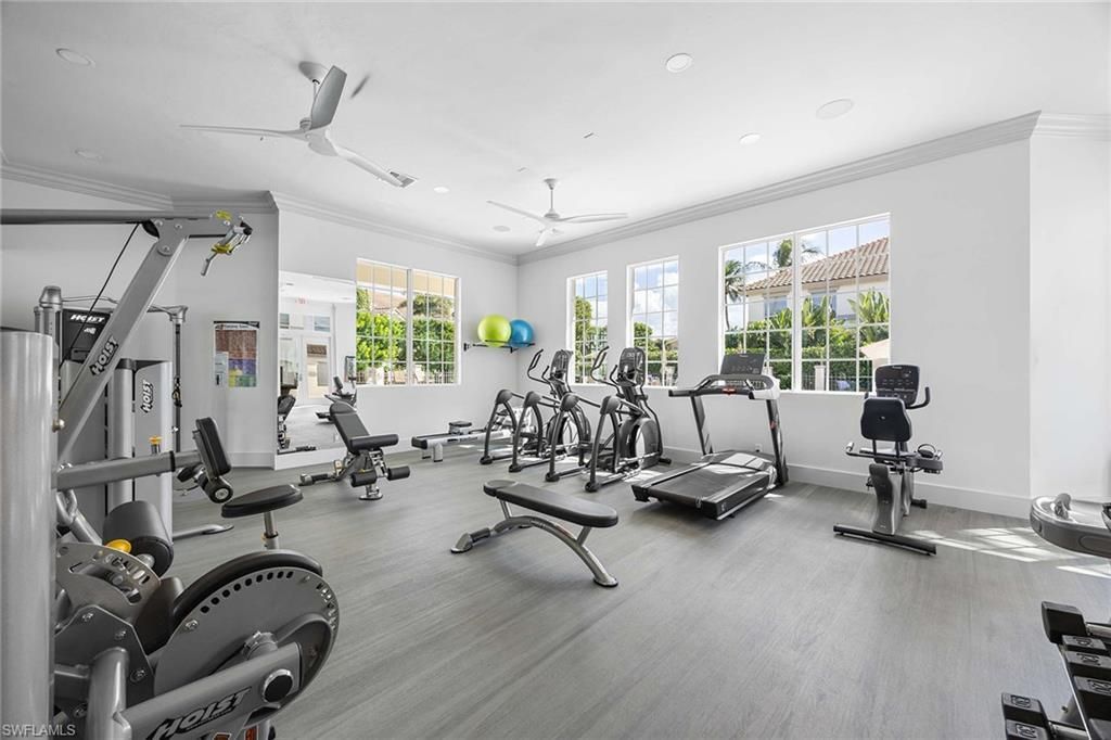 265 Colonade Cir, Unit 2703, Naples, FL 34103 Photo