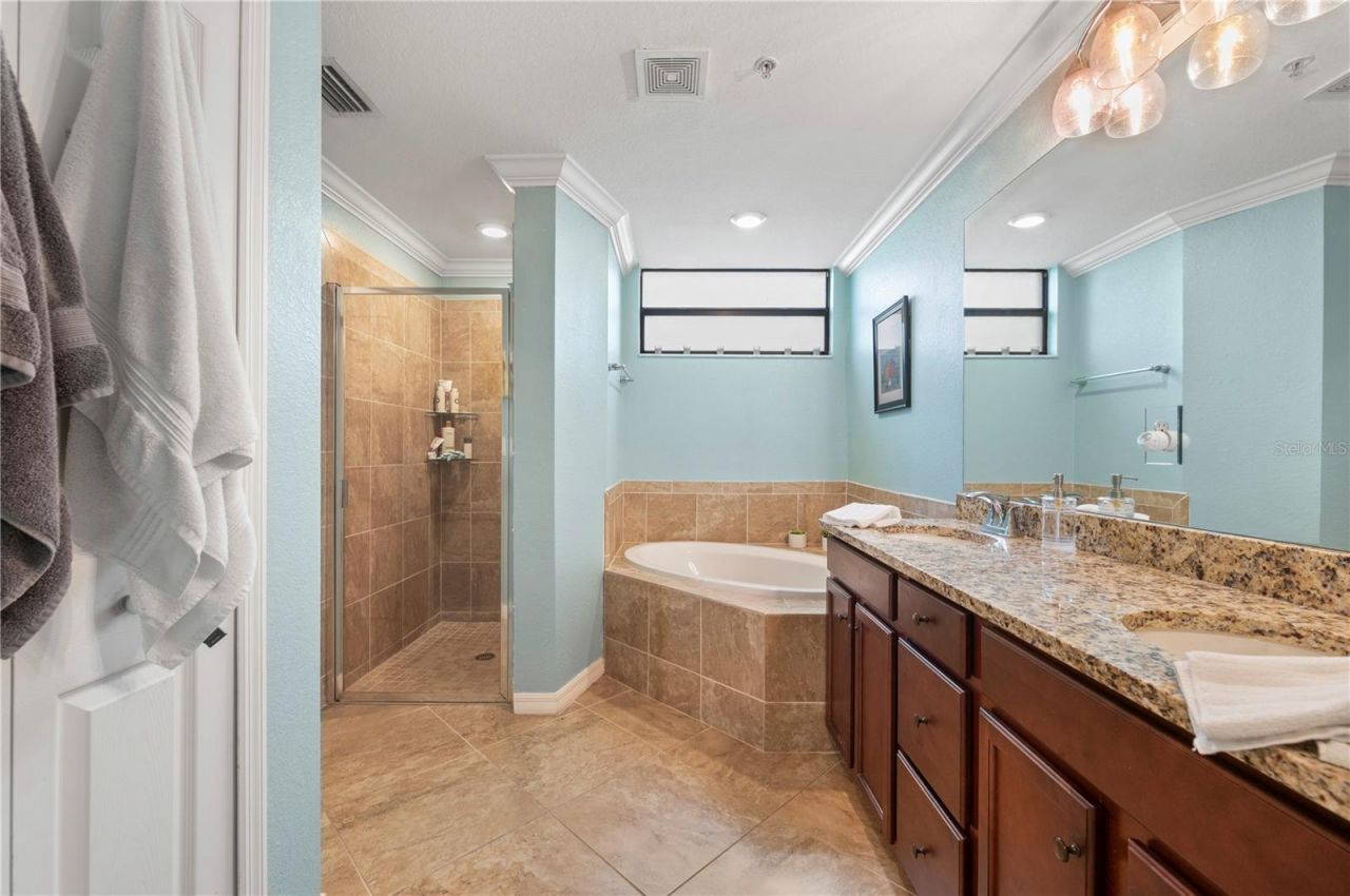 5517 Palmer Circle, Unit 106, Bradenton, FL 34211 Photo