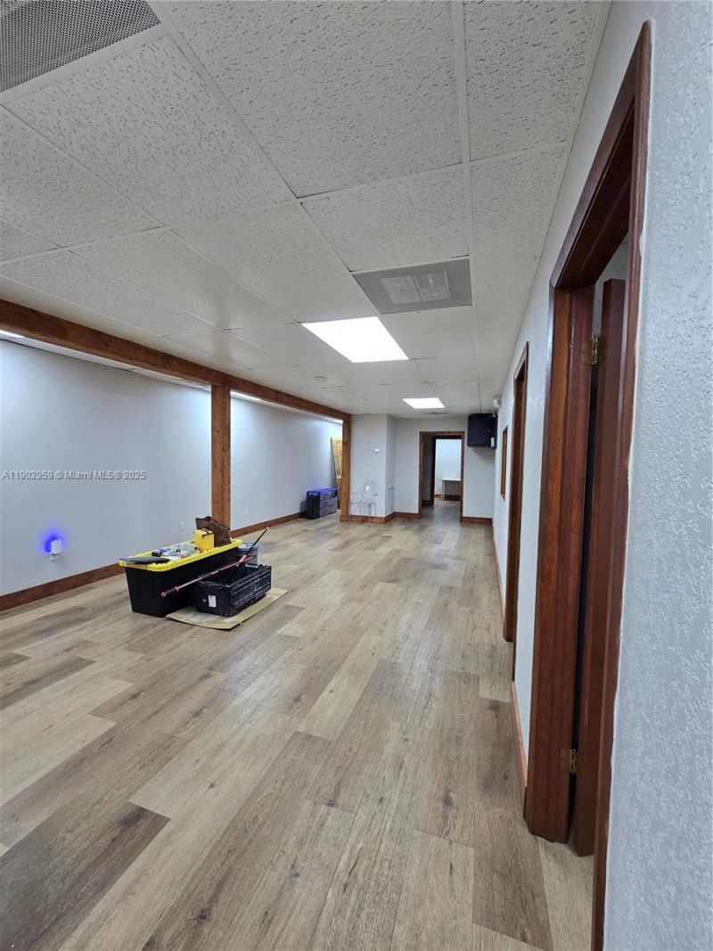 3580 NW 32nd St, Miami, FL 33142 Photo
