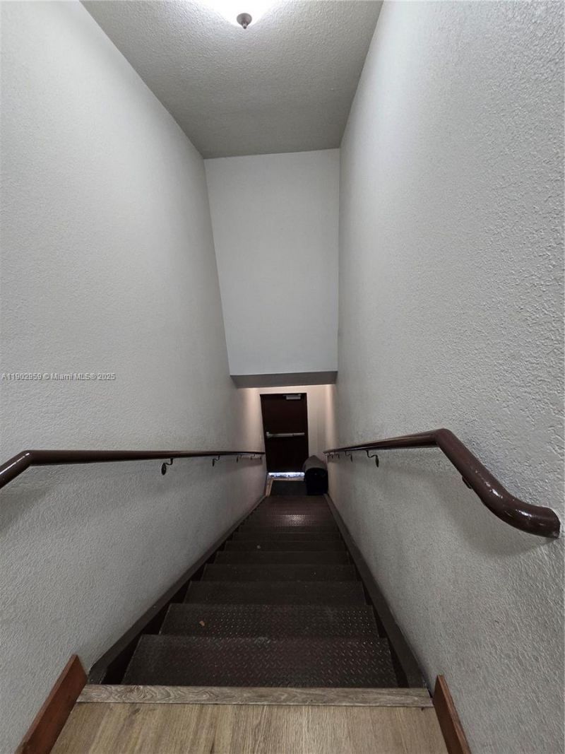 3580 NW 32nd St, Miami, FL 33142 Photo