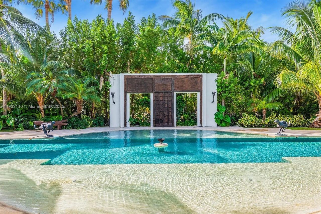 60 Ocean Front Dr, Key Largo, FL 33037 Photo