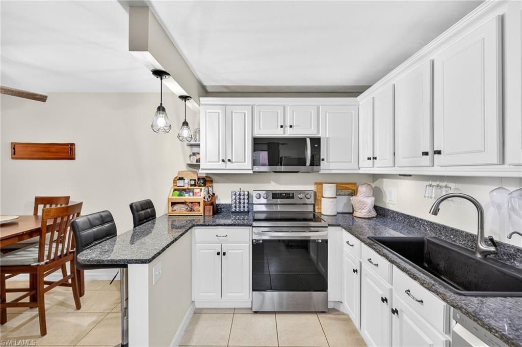 1544 Park Meadows Dr, Unit 4, Fort Myers, FL 33907 Photo