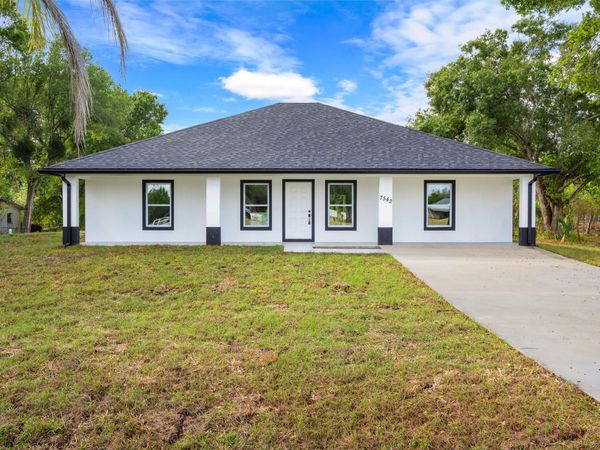 7542 NW 83rd Court, Okeechobee, FL 34972