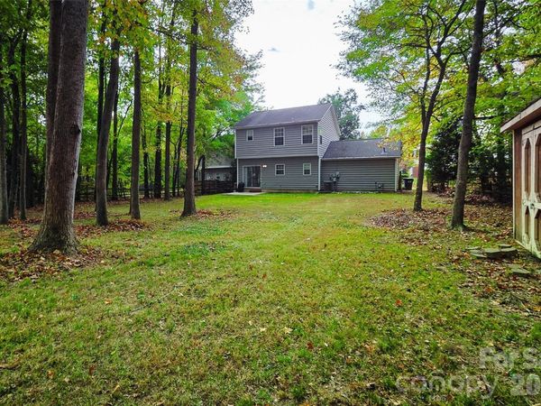 9201 Rotherham Lane, Charlotte, NC 28216