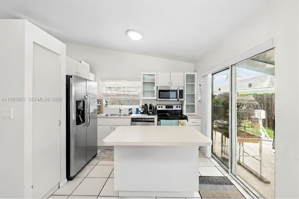 6410 SW 112th Pl, Miami, FL 33173 Photo