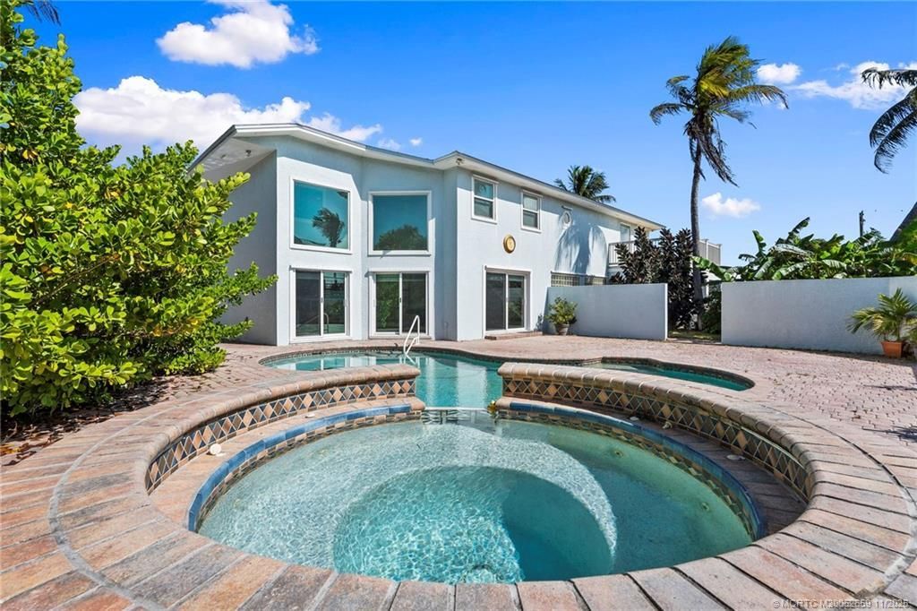 1911 Surfside Drive, Fort Pierce, FL 34949 Photo