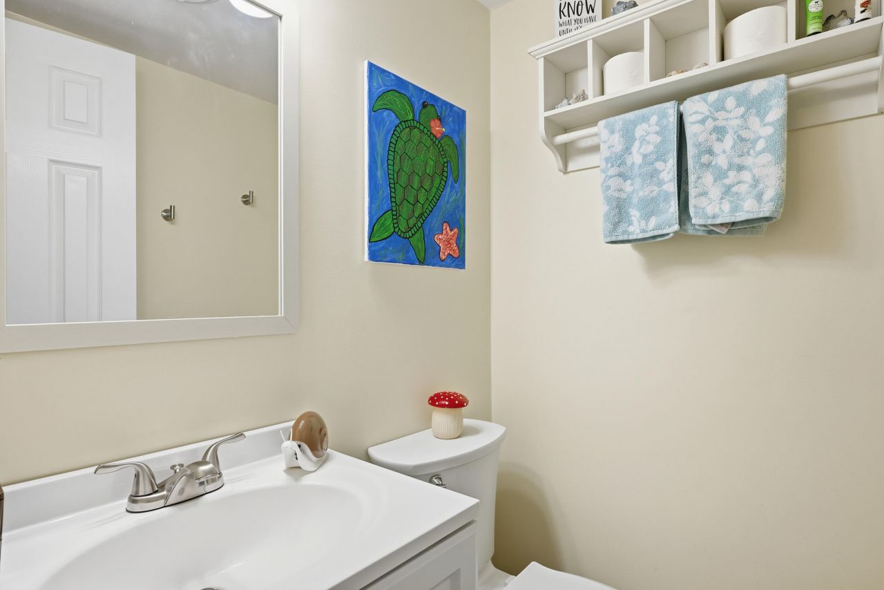 1810 Mepkin Road Photo 13