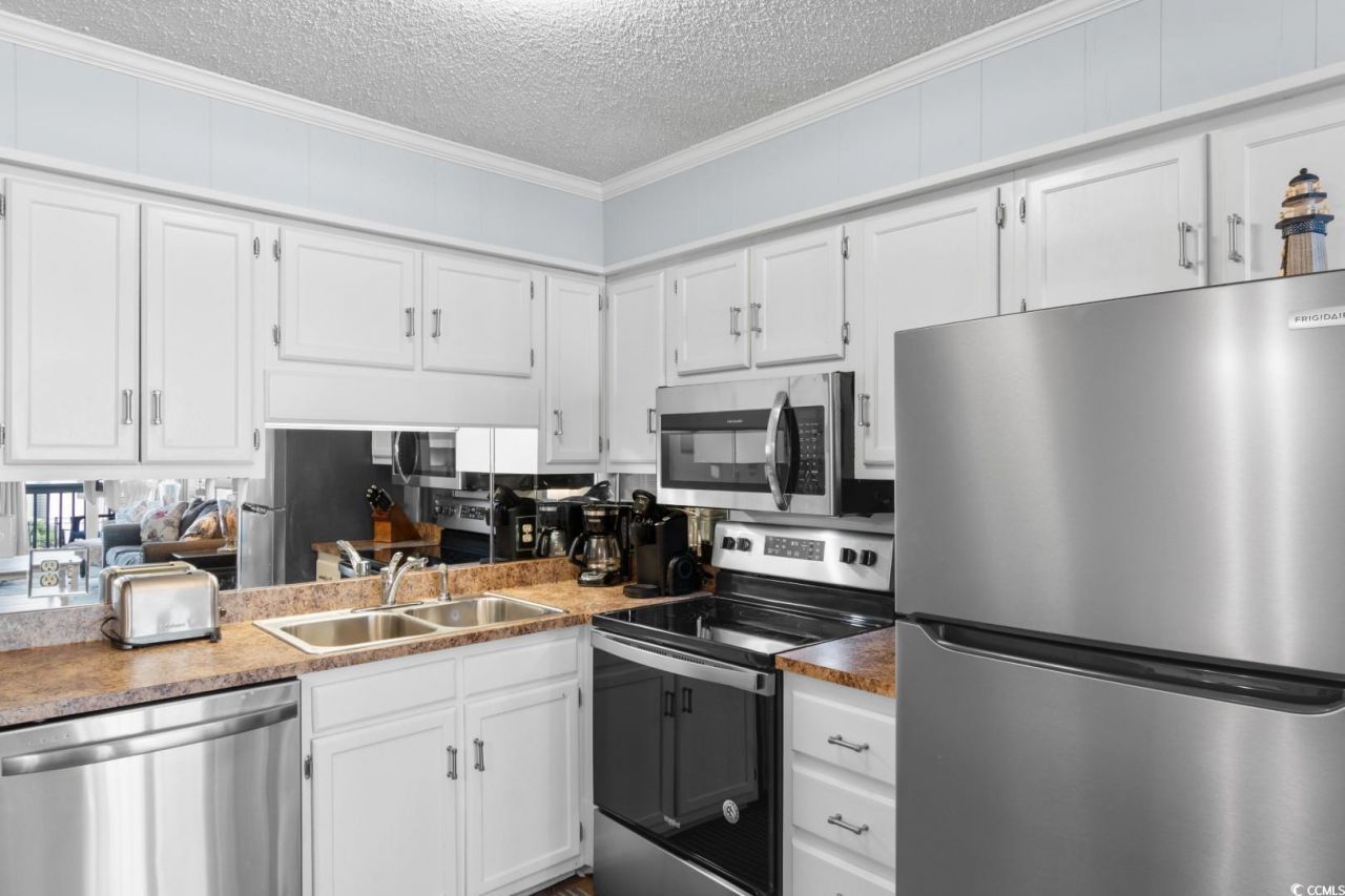 5601 N Ocean Blvd. Photo 5