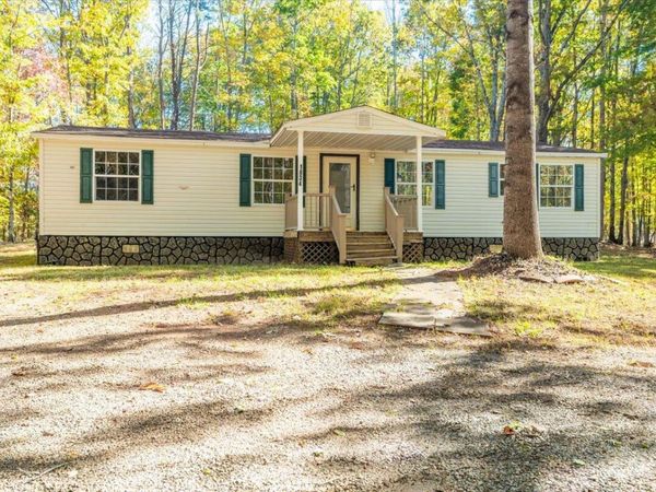 1834 Gravel Hill RD, Vinton, VA 24179