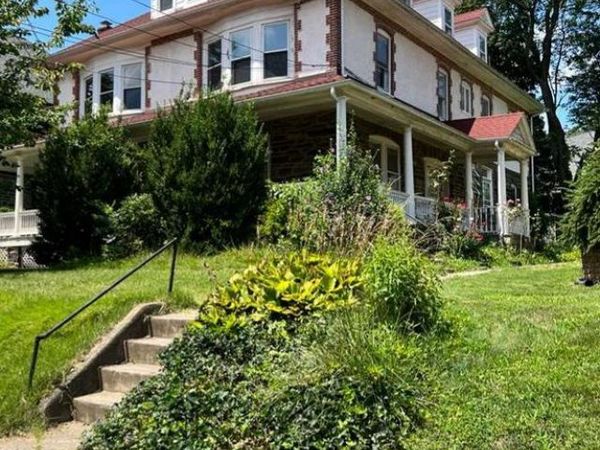 111 CHESTNUT AVENUE, NARBERTH, PA 19072