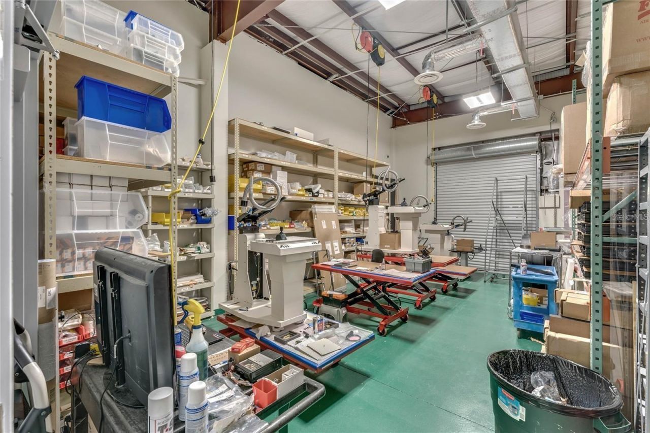 2461 Orlando Central Parkway, Orlando, FL 32809 Photo