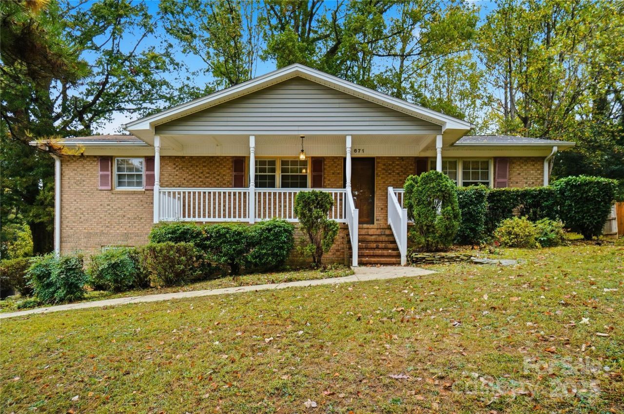 671 Sedgefield Street Sw, Concord, NC 28025 Main Photo