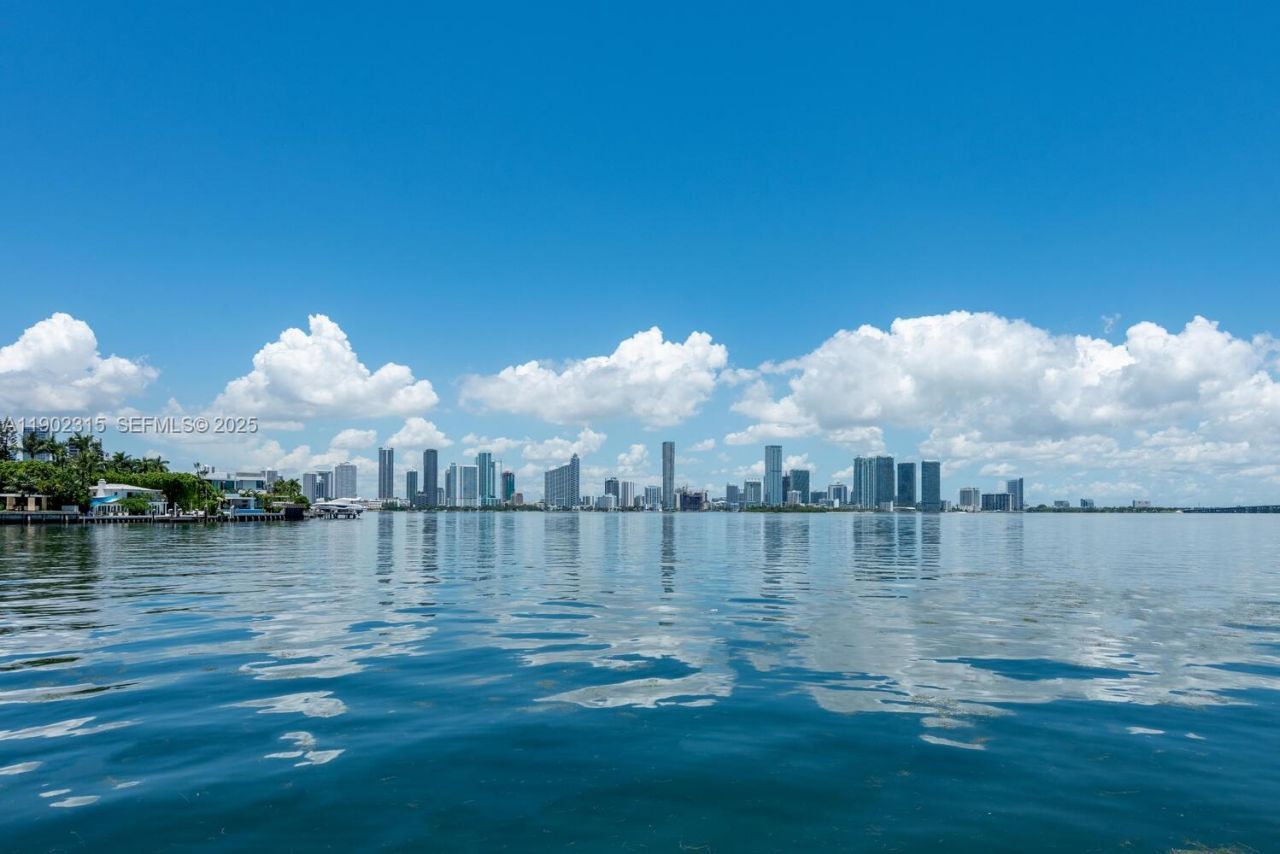 302 W San Marino Dr, Miami Beach, FL 33139 Photo