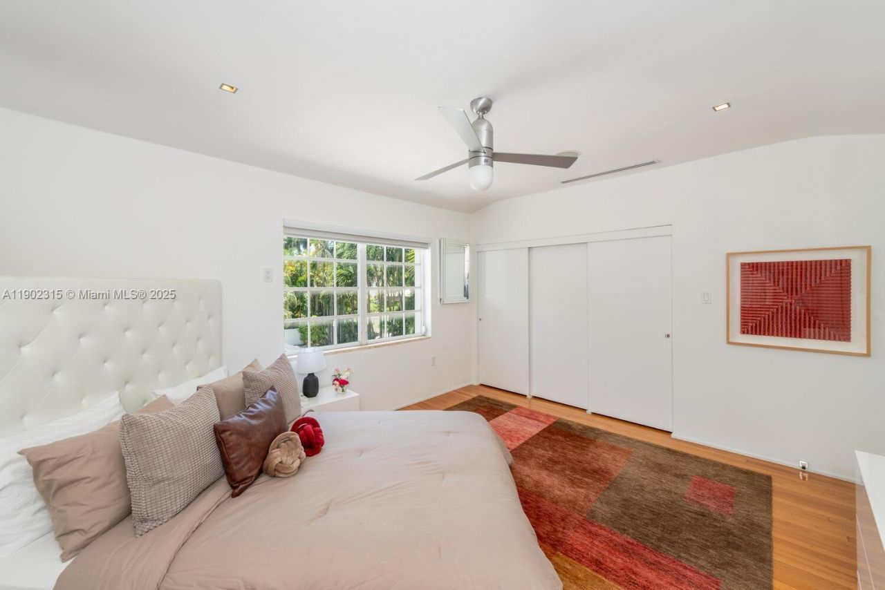 302 W San Marino Dr, Miami Beach, FL 33139 Photo