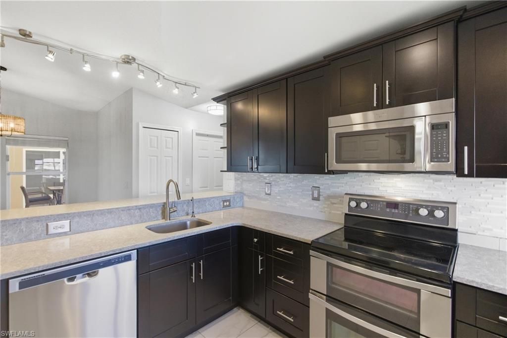 1528 NW 17th Ter, Cape Coral, FL 33993 Photo