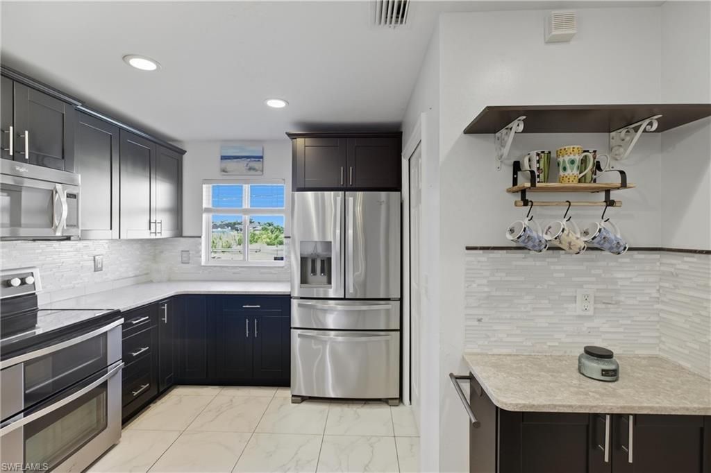 1528 NW 17th Ter, Cape Coral, FL 33993 Photo